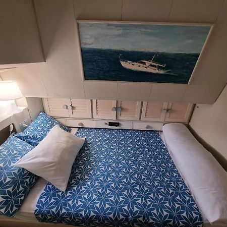 Yate En Gijon , Experiencia Unica B Hotel Luaran gambar